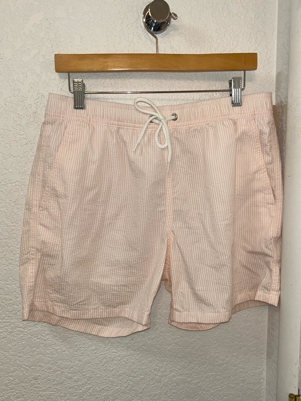 J. Crew 2024 The Men’s SeerSucker Swim Trunks in Pink Cotton Blend Lined SZ: M